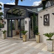 Picture of Donner Cafe & restaurant